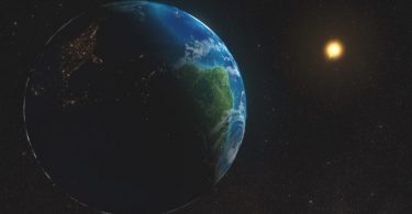 Zemlja i Sunce (NASA).