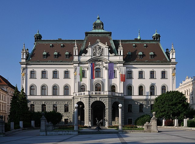 Univerzitet u Ljubljani (Vikipedija)