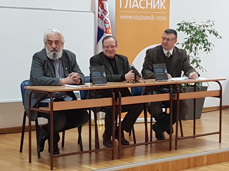 Petar Arbutina, Aleksandar Lipkovski i Miloljub Albijanić (SG)